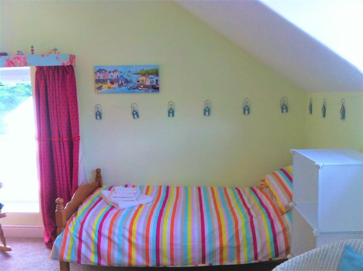 Happy Seaside Days In Combe Martin, Devon Apartment Bagian luar foto
